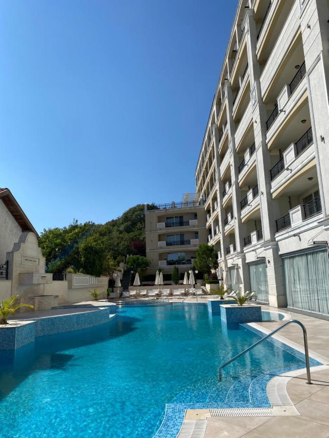 Private Apartments By The Sea With A Large Terrace In Apart Hotel! Pomorie Ngoại thất bức ảnh
