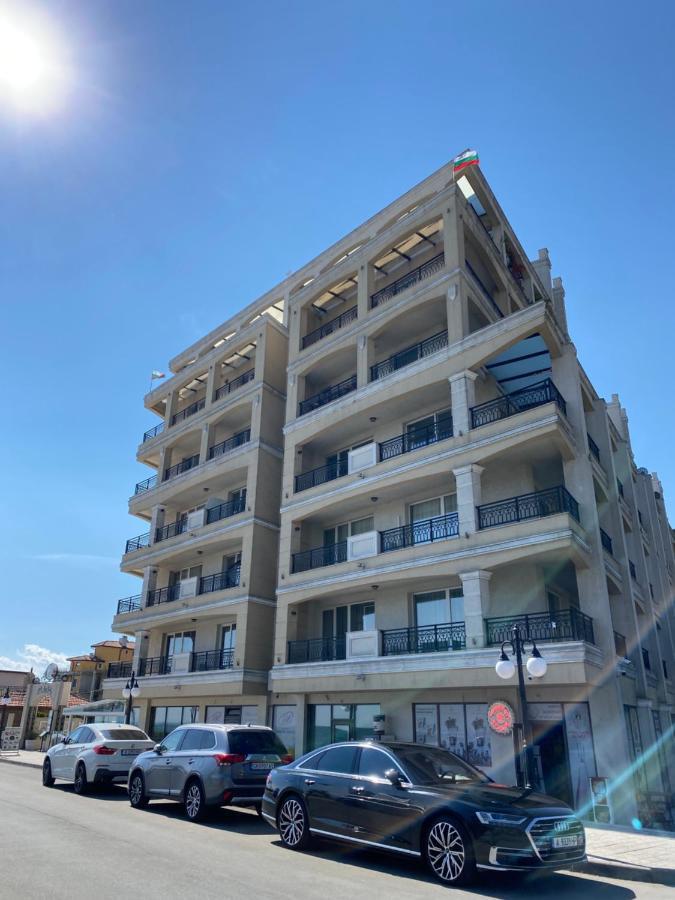 Private Apartments By The Sea With A Large Terrace In Apart Hotel! Pomorie Ngoại thất bức ảnh