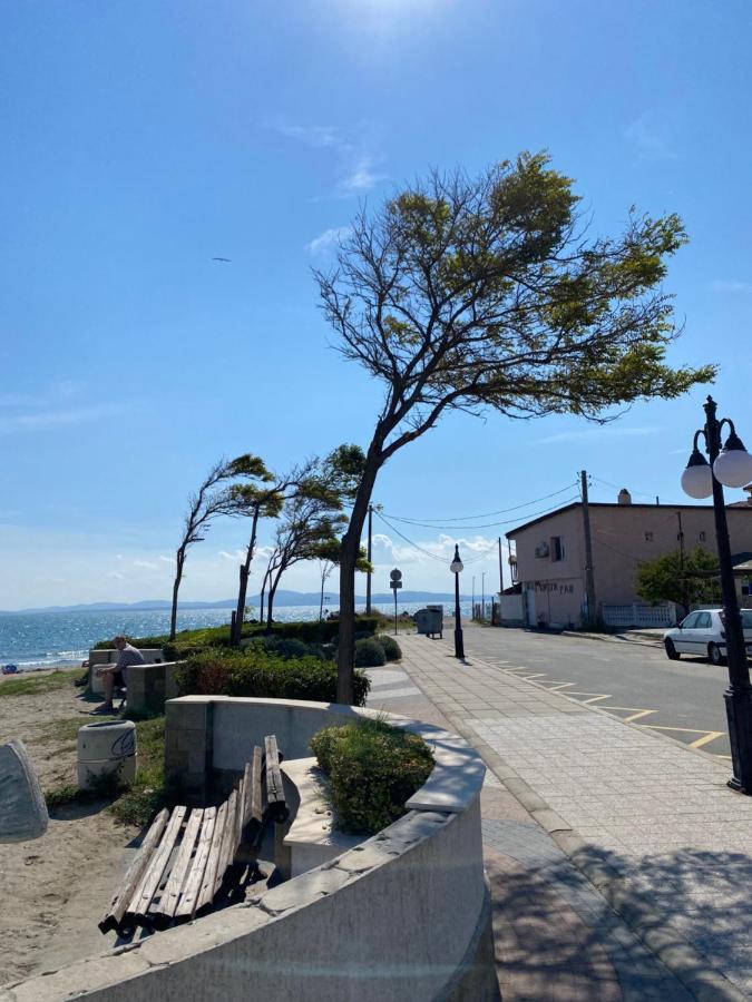 Private Apartments By The Sea With A Large Terrace In Apart Hotel! Pomorie Ngoại thất bức ảnh
