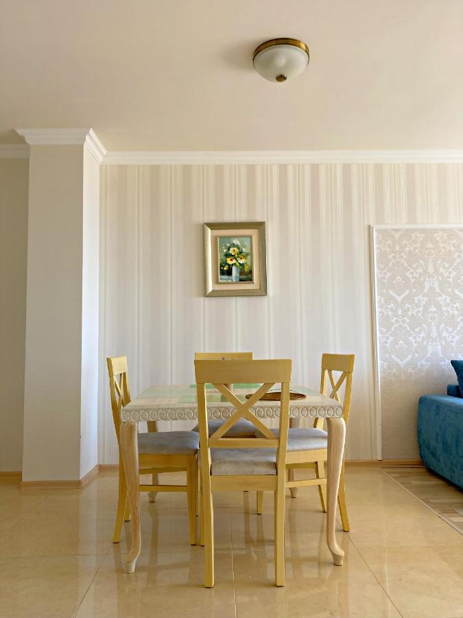 Private Apartments By The Sea With A Large Terrace In Apart Hotel! Pomorie Ngoại thất bức ảnh