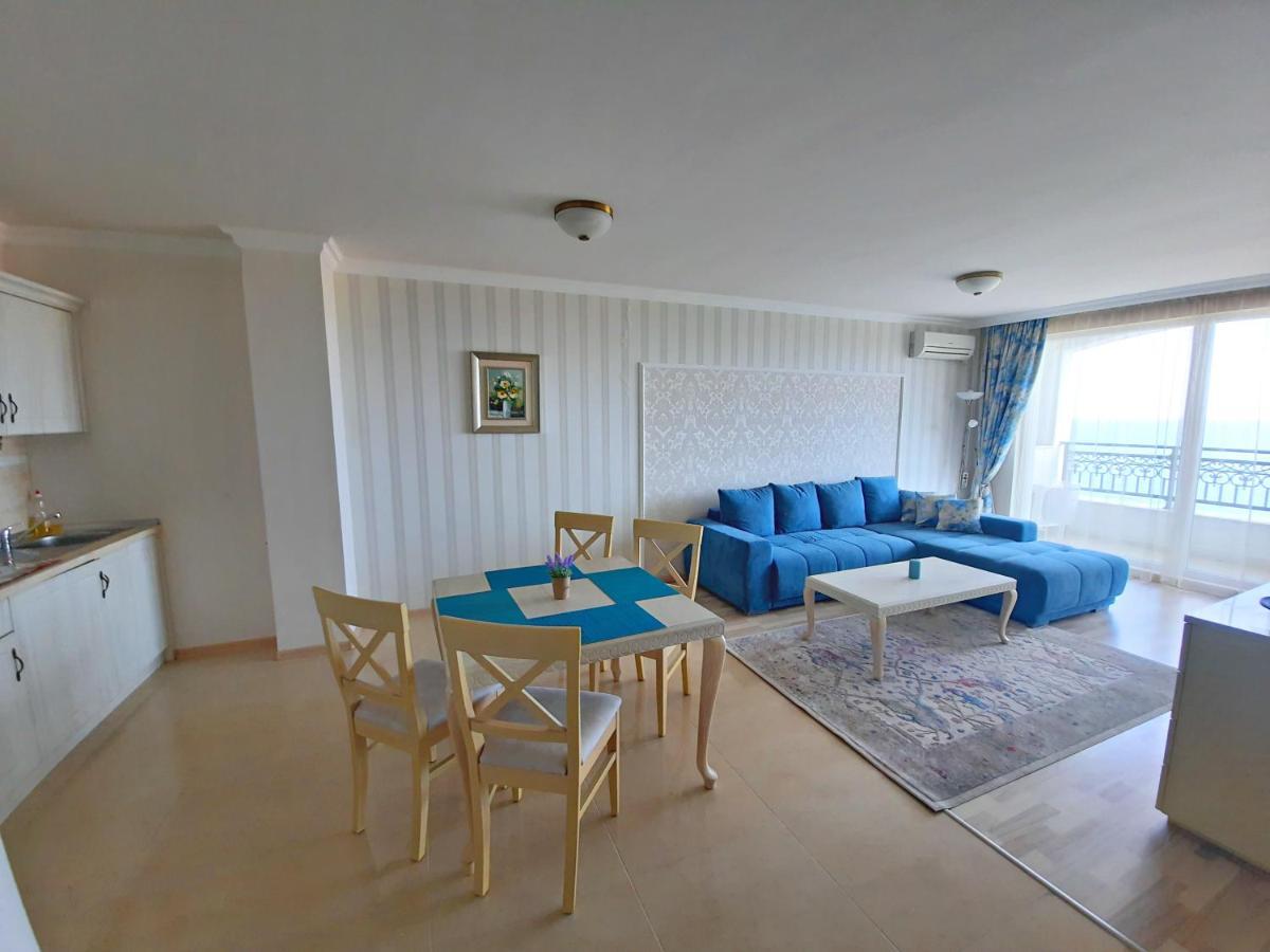 Private Apartments By The Sea With A Large Terrace In Apart Hotel! Pomorie Ngoại thất bức ảnh